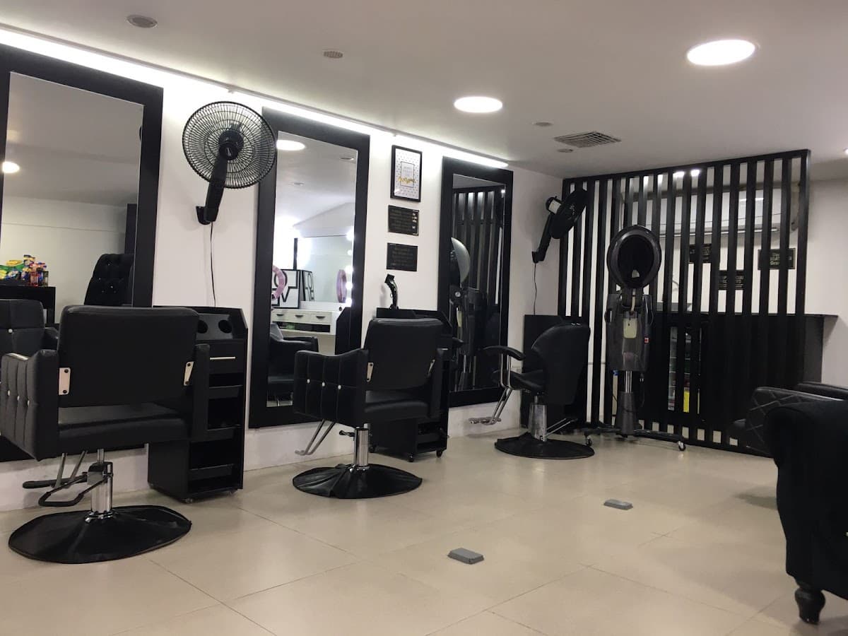 Beauty Spa Room by Andrea