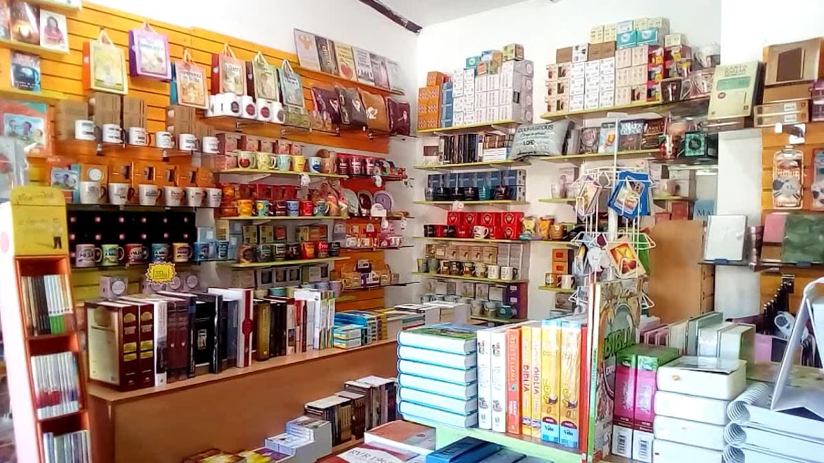 EbenEzer Books Bolivia Distribuidora Cristiana — foto