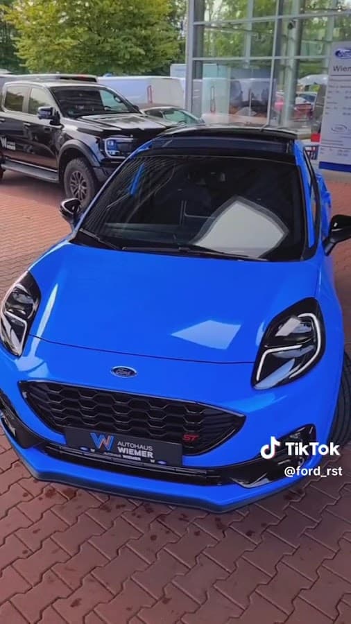 Christian Automotors - Ford — foto