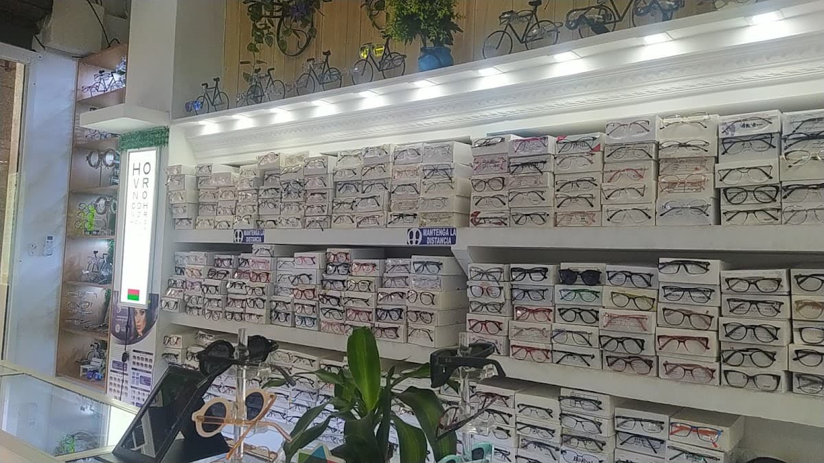 Distribuidora lentes y algo más
