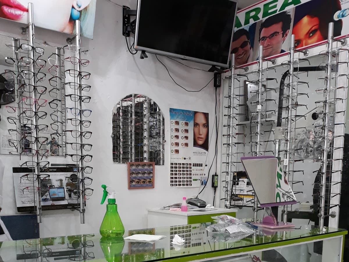 Distribuidora lentes y algo más — foto