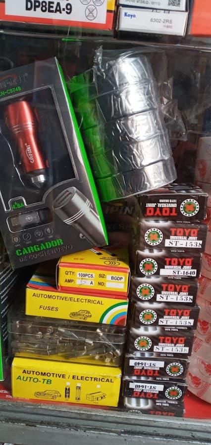 MOTO MUNDO JHOSY REPUESTOS DE MOTOS Y AUTOS — foto
