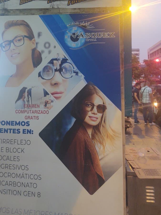 OPTICA VASQUEZ II — foto