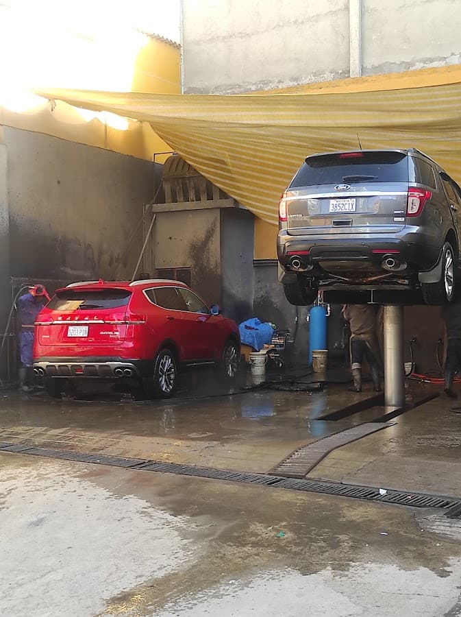 Lavado de Autos 24 DE DICIEMBRE — foto