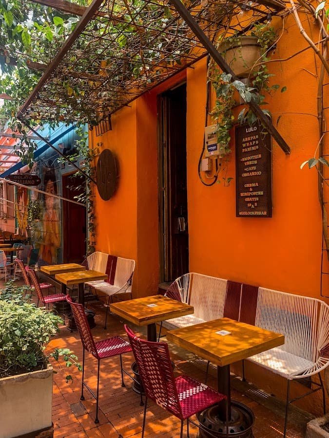 Lulo Café Bar