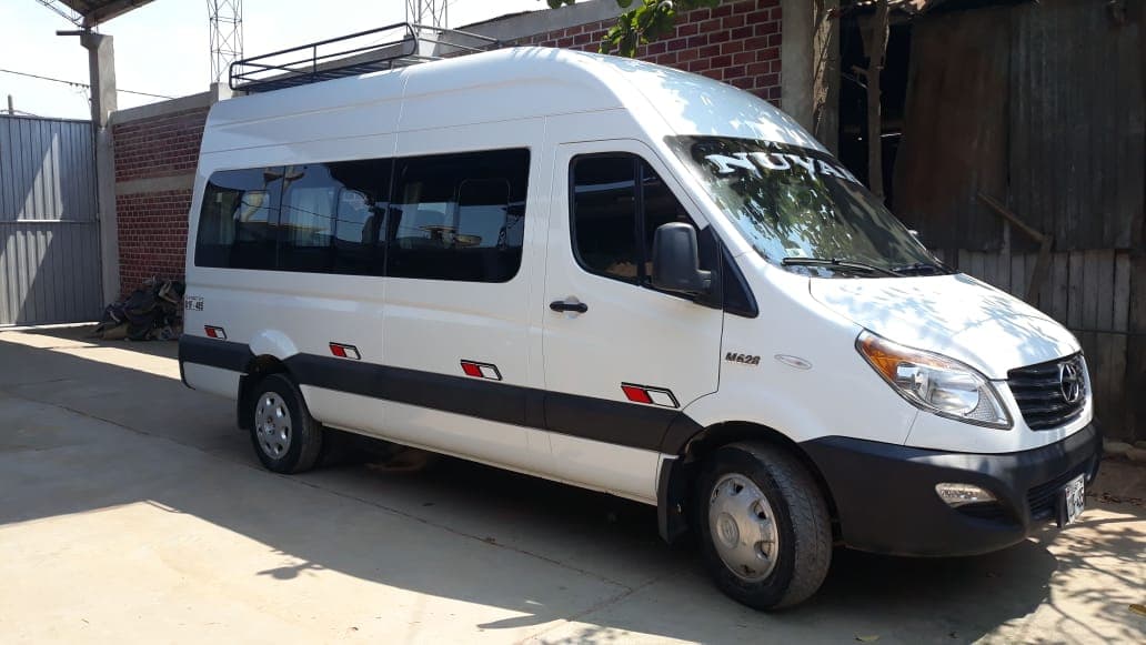 Alquiler de Camionetas en Pucallpa: RENT A CAR INTEGRAL GROUP. Autos, Minivan, Coaster — foto