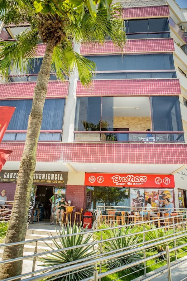 Brothers BFC Itapema | Burger | Frango Frito no Pote e Açaí