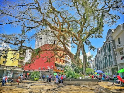 Plazoleta Los Centauros