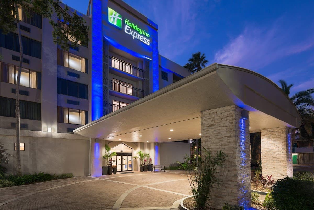 Holiday Inn Express & Suites Ft. Lauderdale-Plantation by IHG