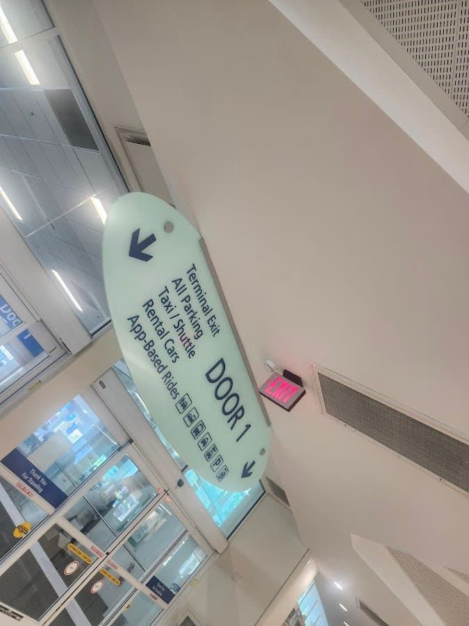 Hertz Car Rental - Jacksonville - Jacksonville International Airport (JAX) — foto