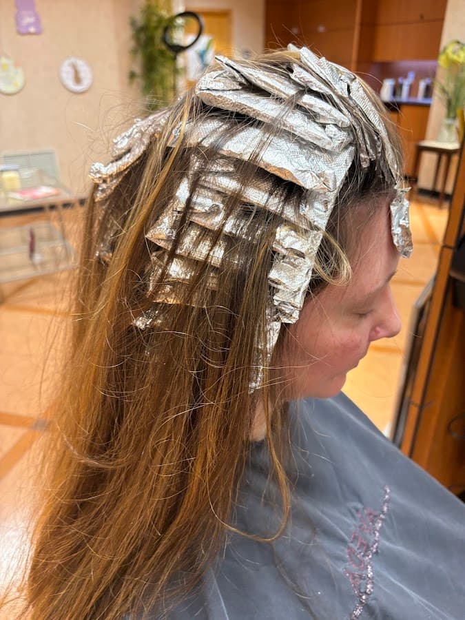 Dillard's Salon & Spa at The Avenues