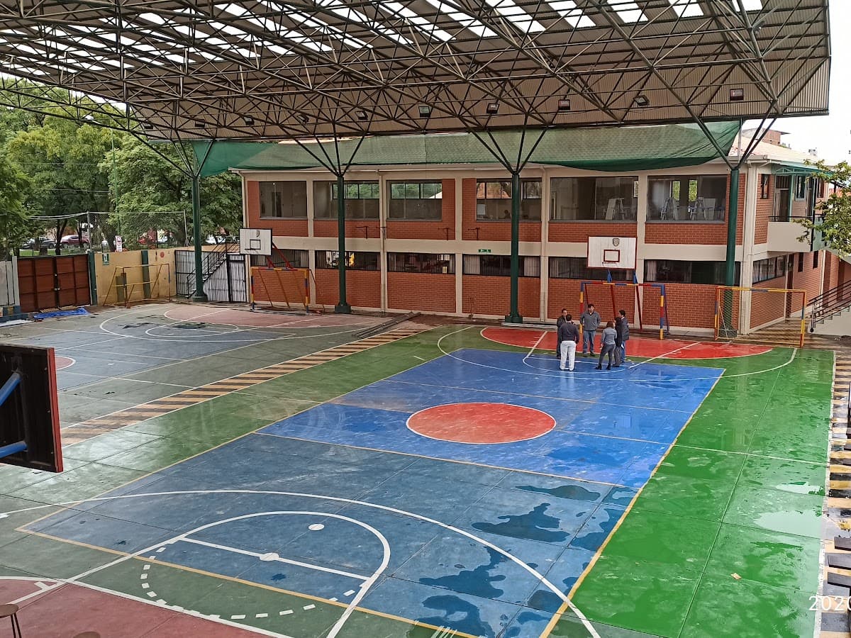 Colegio Santa Ana, Cochabamba — foto