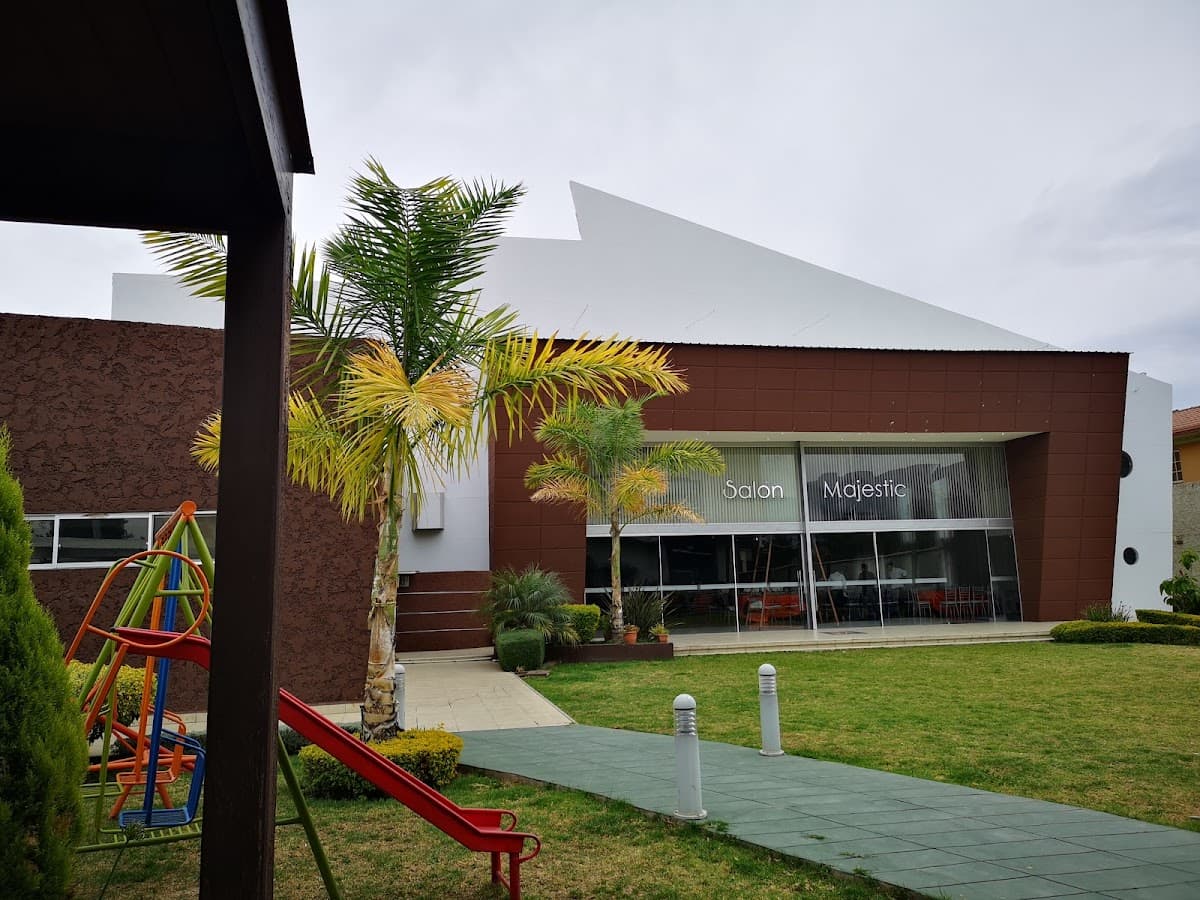 Salon de Eventos Magestic