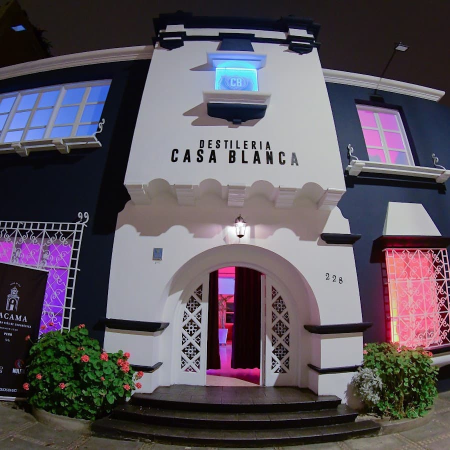 Casa Blanca Restobar