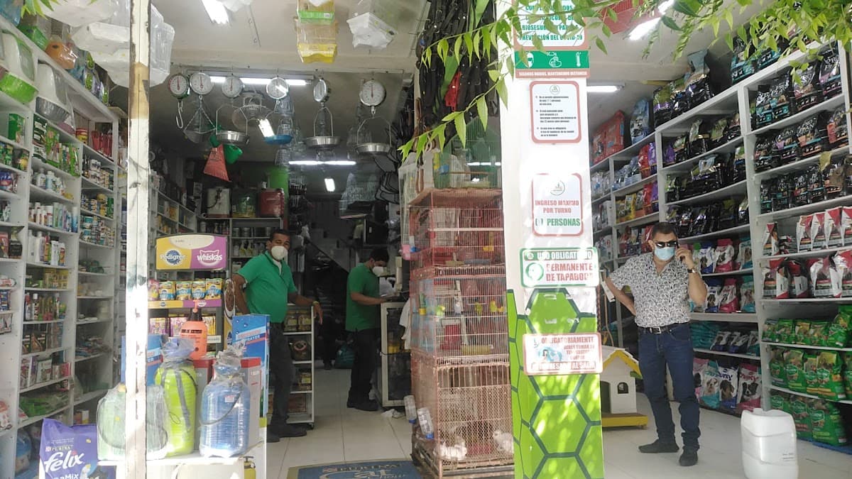 Droguería y Veterinaria El Becerro — foto