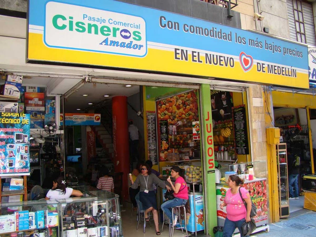 EXPRESO CISNEROS NUS LTDA. — foto