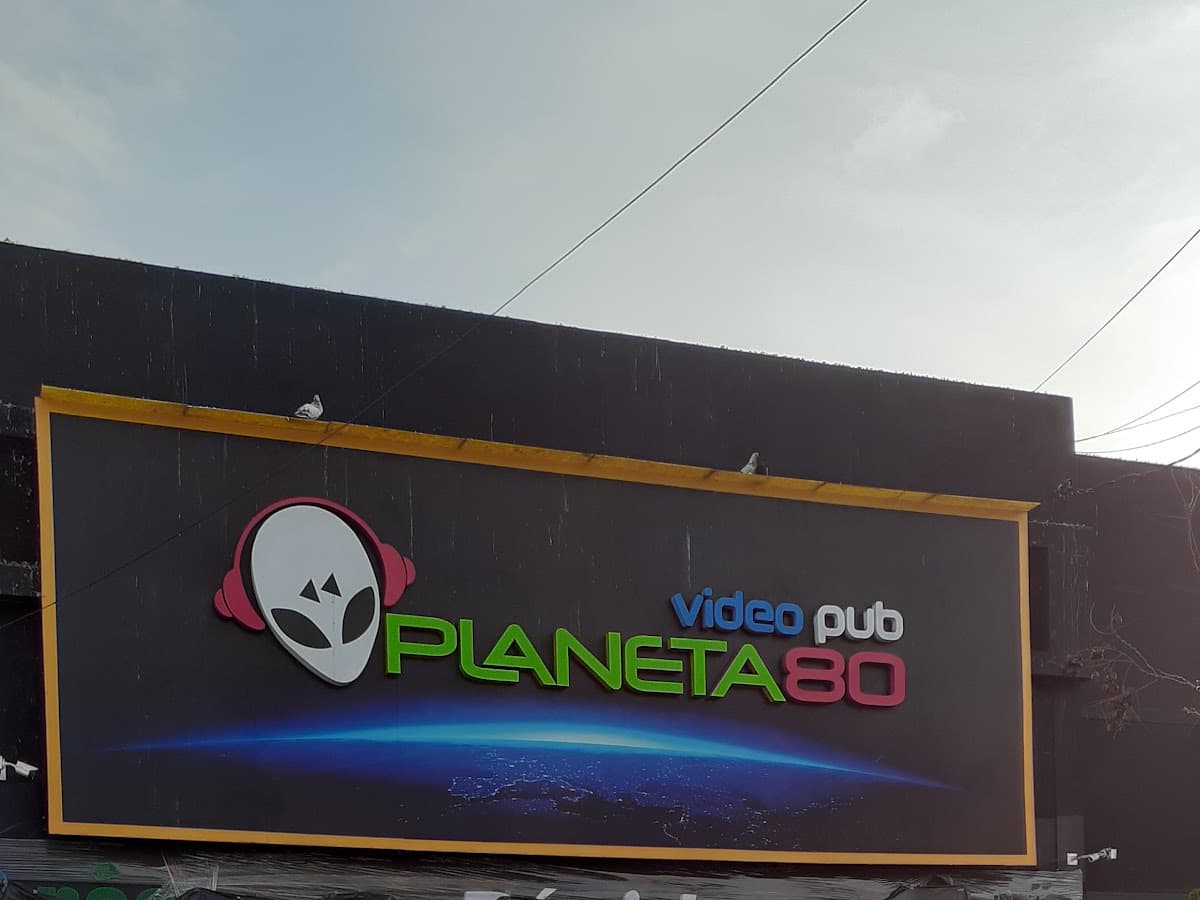 Retro Bar Planeta 80