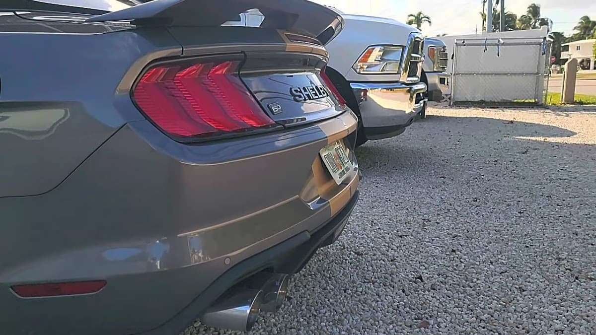 Hertz Car Rental - Fort Lauderdale - Fort Lauderdale-hollywood International Airport (FLL) — foto