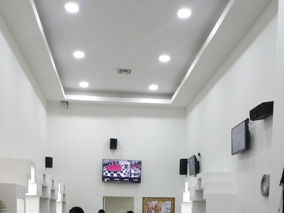 MIO SALON BARBERIA SPA — foto