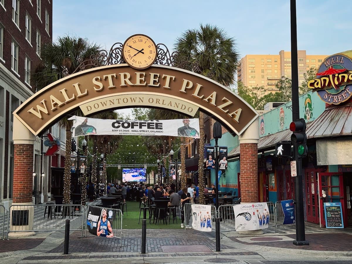 Wall Street Plaza
