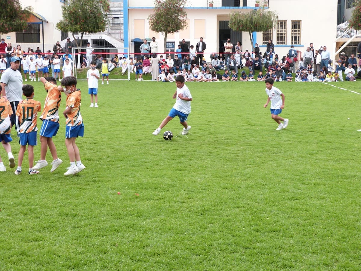 Unidad Educativa Marista Quito — foto